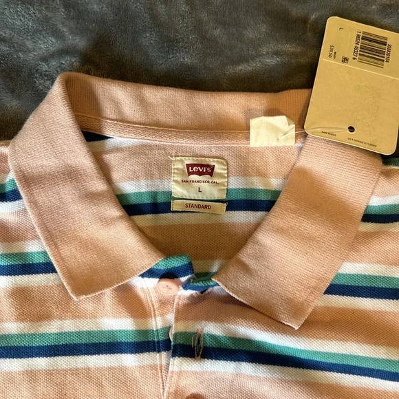 Levi’s button collared shirt NWT men’s Large - Picture 5 of 7